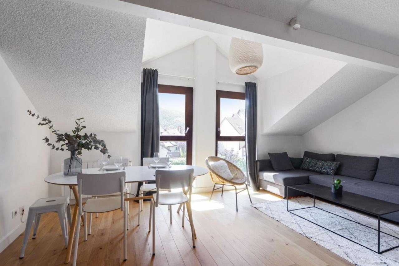Duplex Volland - Welkeys Apartment Анси Екстериор снимка